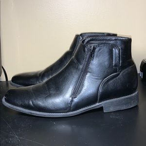 Men’s Size 10 Zip Up Chelsea Boots
